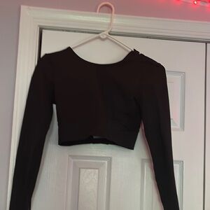 Elegant Black Long Sleeve Crop Top